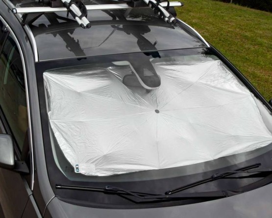 PARASOL OSŁONA PRZECIWSŁONECZNA DO AUTA 140x79 (2)