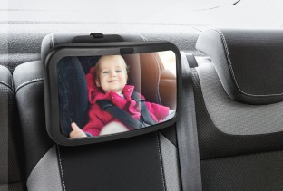 Lusterko do obserwacji dziecka w samochodzie