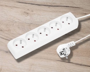 Obrazek dla: Przedłużacz elektryczny 3x1mm 5 gniaz. 1,5m 10A biały HQ
